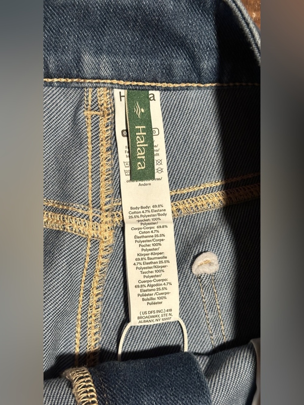 NWT Halara Flex High Waisted Wide Leg Rolled Hem Jeans Women’s Medium - Picture 7 of 9